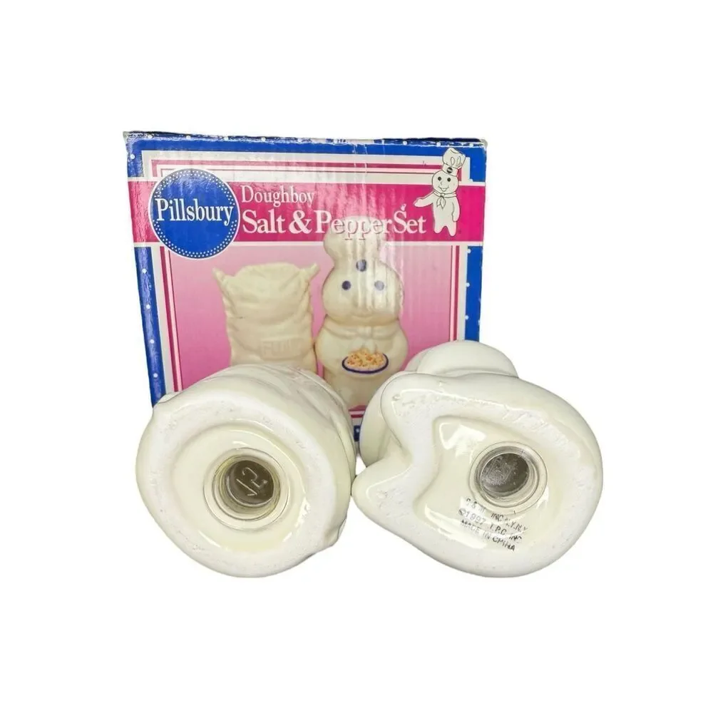 Vintage Pillsbury Doughboy & Flour Sack Ceramic‎ Salt & Pepper Shakers 1998 NEW